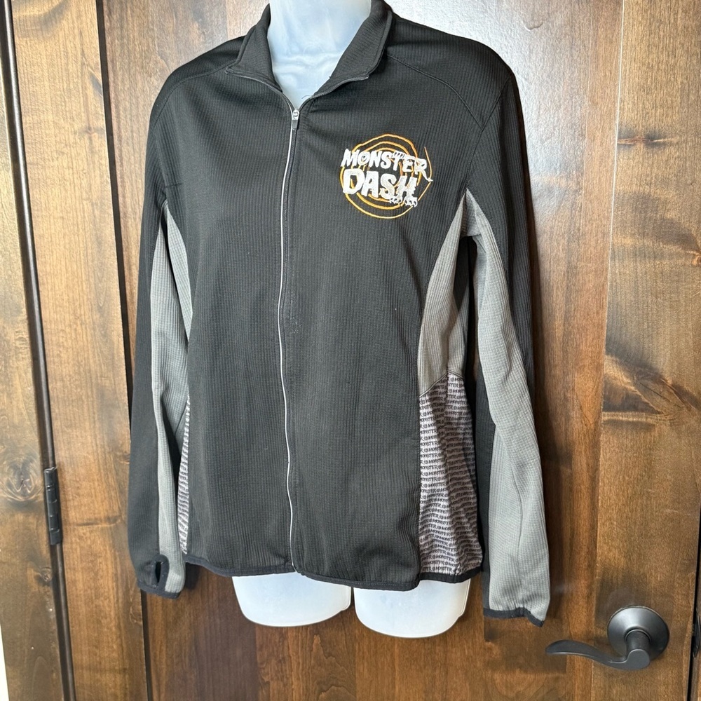 Black Women's zip up athletic running jacket Size M from Monster dash